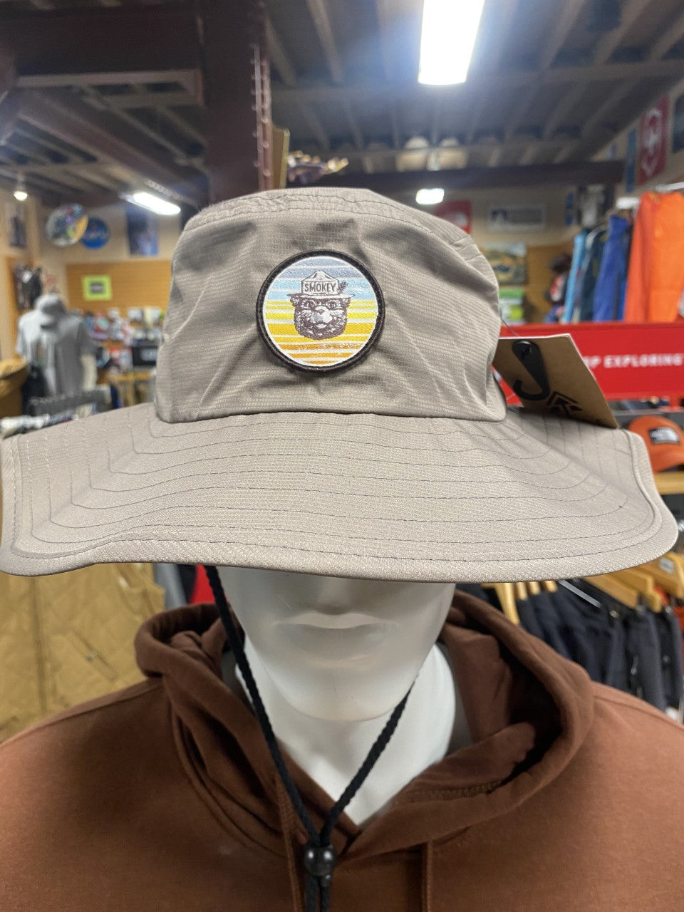 BUCKET HATS W/SMOKEY BEAR PATCH