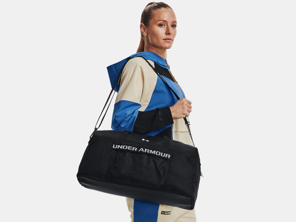 WOMEN'S UA FAVORITE DUFFLE BAG